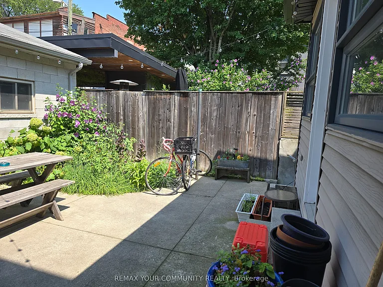 10 Ulster St #LOWER — Photo 16