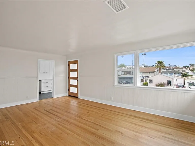 33921 Malaga Dr #UPPER — Photo 5