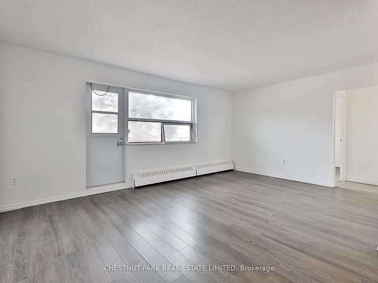 900 Glen St #215 — Photo 12