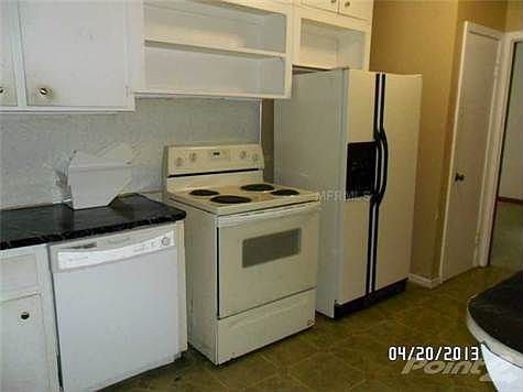 4th image of 3621 Cleveland Heights Blvd