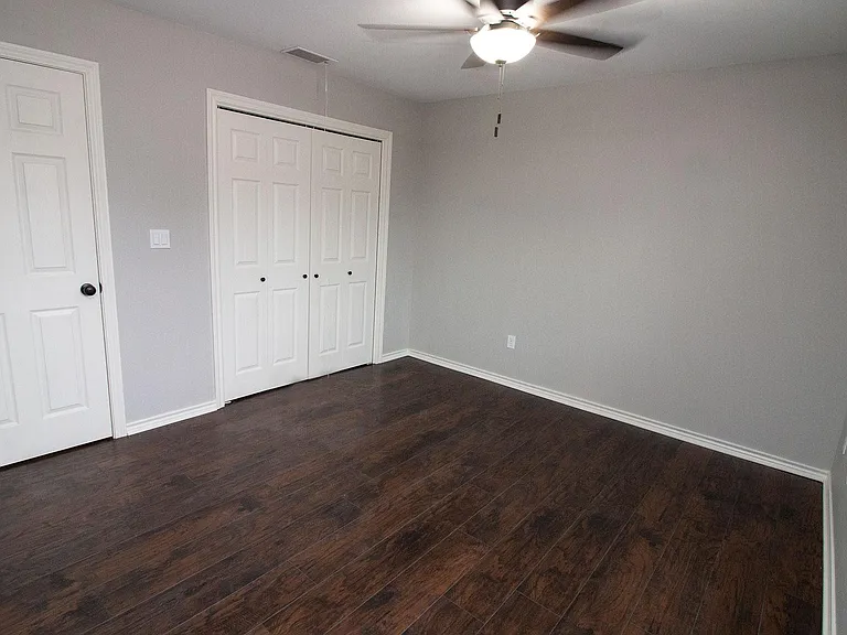 114 Scofield Ave #109 — Photo 11