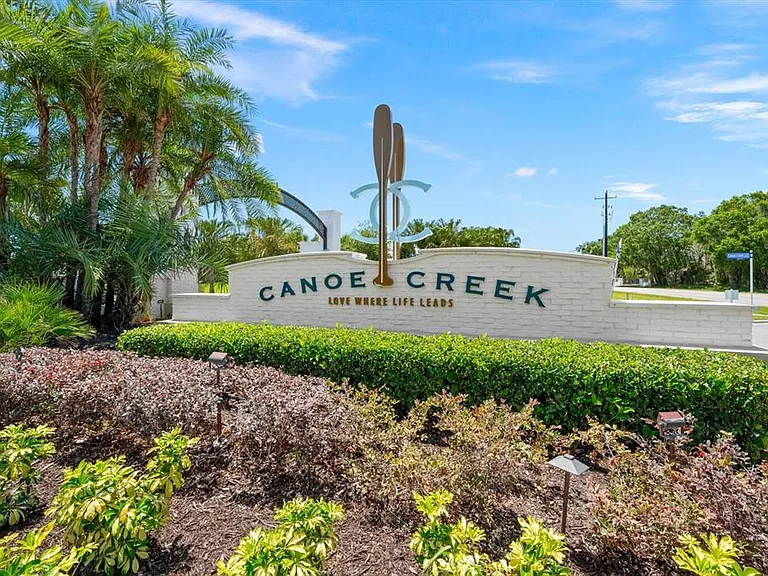 13744 Old Creek Ct — Photo 37