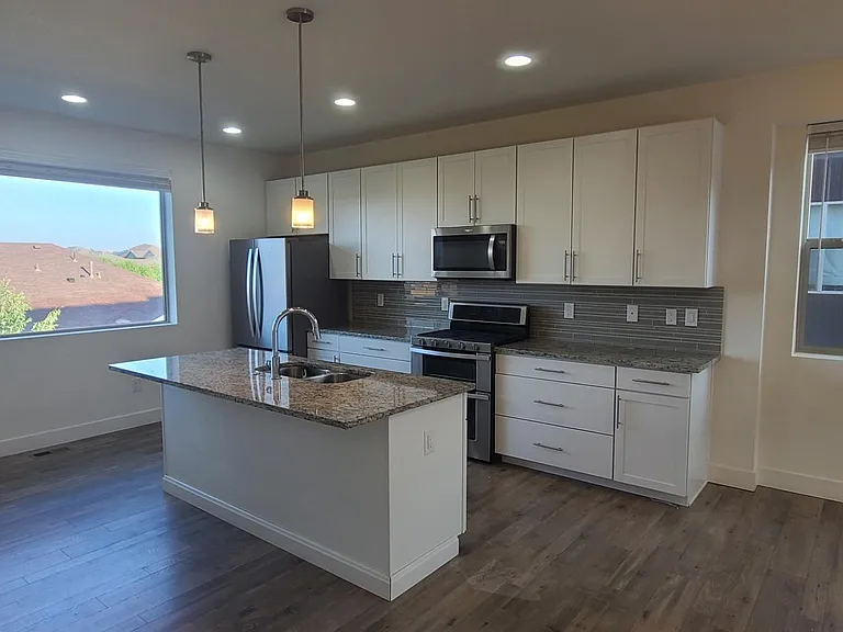 19496 E Sunset Cir — Photo 7