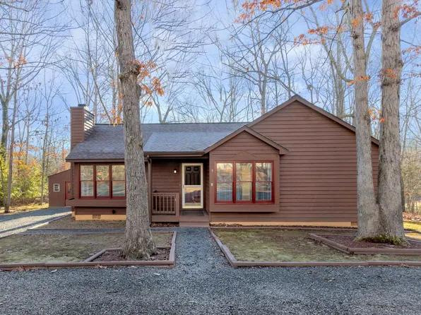 9 N Bearwood Dr, Palmyra, VA 22963