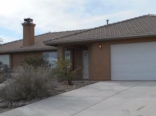 32595 Carnelian Rd, Lucerne Valley, CA 92356