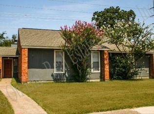 609 W Ridge Dr, College Station, TX 77845