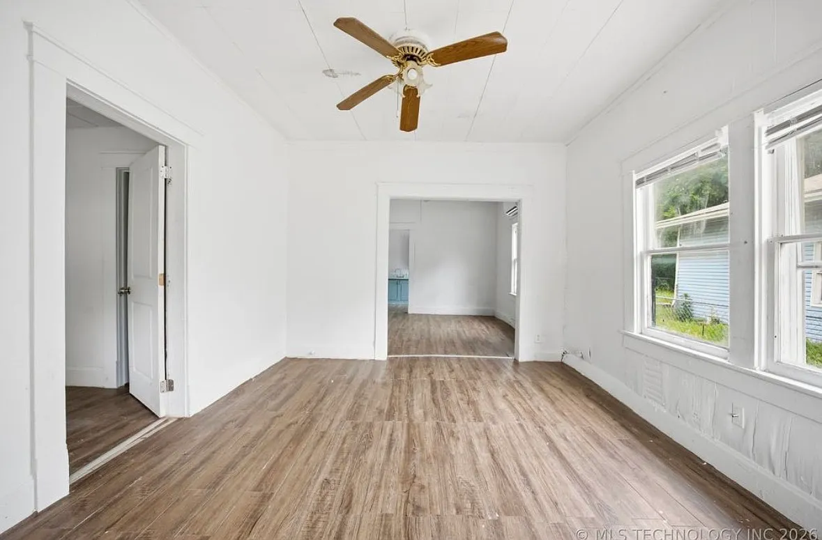 2 bed, 1215 sqft, $900 — Photo 1