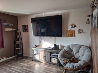 62 Main St APT 13, New York Mills, NY 13417