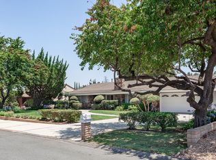 1090 Carmel Dr, Simi Valley, CA 93065
