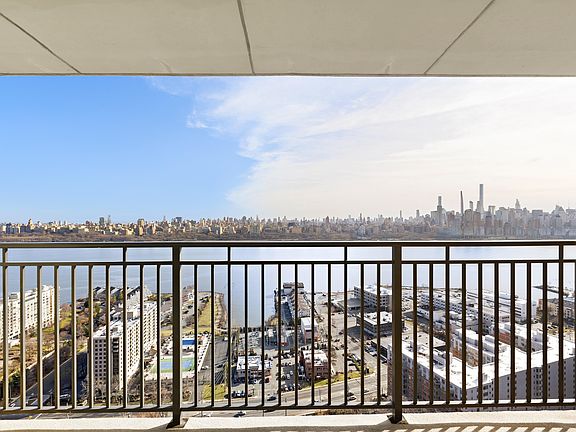 4th image of 7855 Boulevard East APT 23G