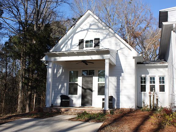 Master bedroom with porch