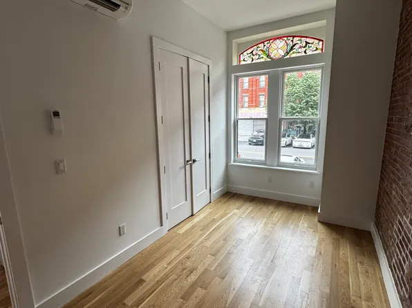 269 Alexander Avenue image 22 of 39