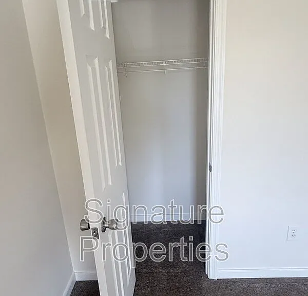 12521 Hillgate Ln — Photo 13