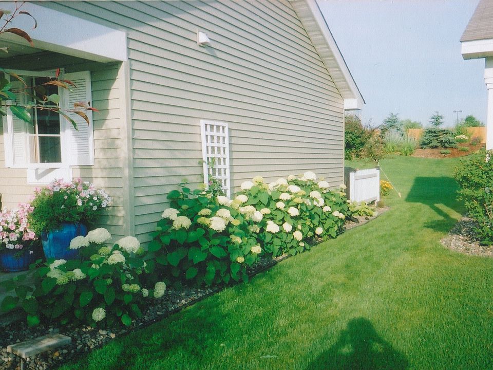 2nd image of 6519 Riverwood Ln