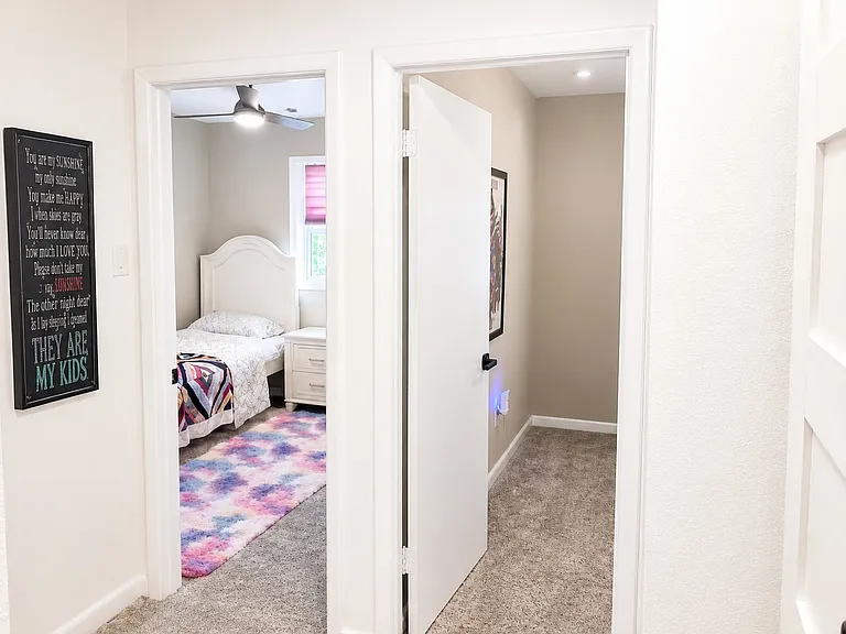 1012 James Madison Cir — Photo 24