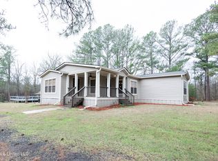 302 W East Franklin Rd, Pelahatchie, MS 39145