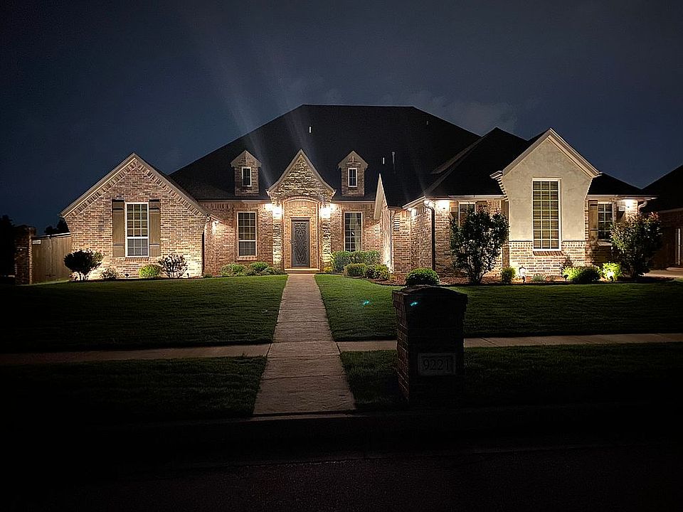 1st image of 9221 SW 30th St