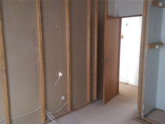 2nd image of 135 Forest Manor Dr