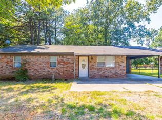 1216 Oakdale St, Lonoke, AR 72086