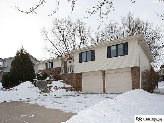 3rd image of 15911 Douglas Cir