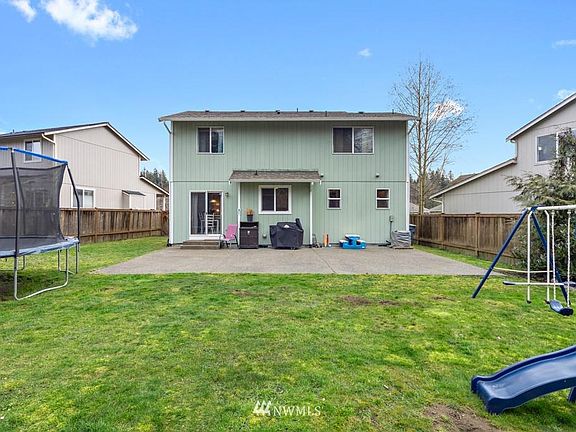 3rd image of 11117 184th Avenue Pl E