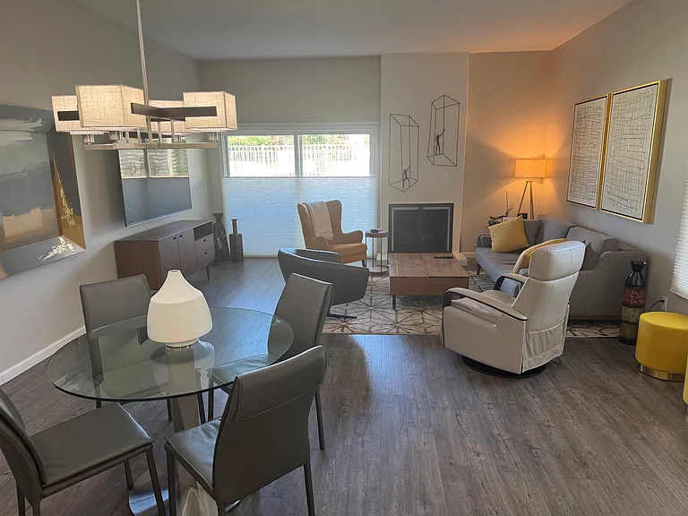 1691 Sunnydale Plz — Photo 2