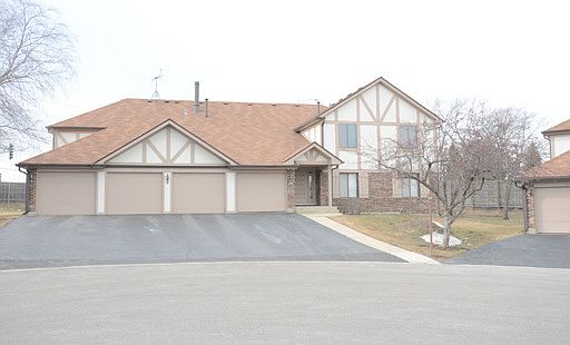 1st image of 1204 Knottingham Ct #1BL