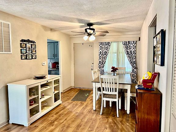 3rd image of 909 W Tilmor Dr