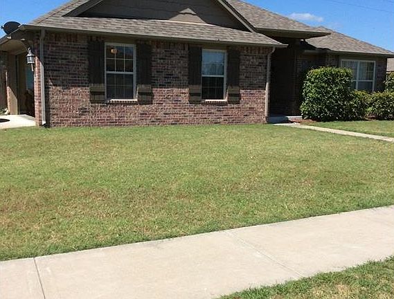 3rd image of 14568 Kendalwood Ave