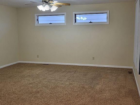 3rd image of 510 N Earling Ave
