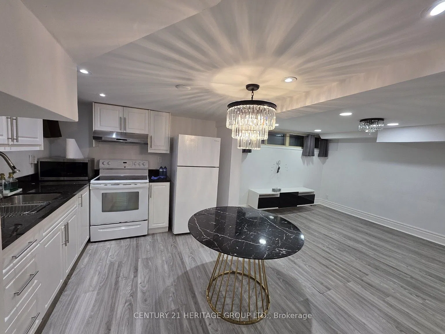 2 bed, $1,650 — Photo 1