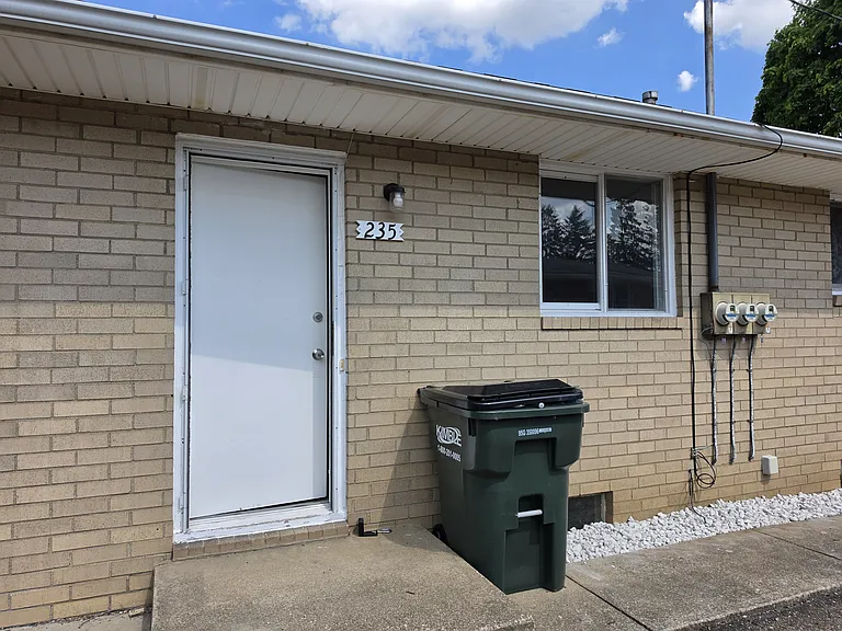 235 Kennedy St #235 — Photo 9