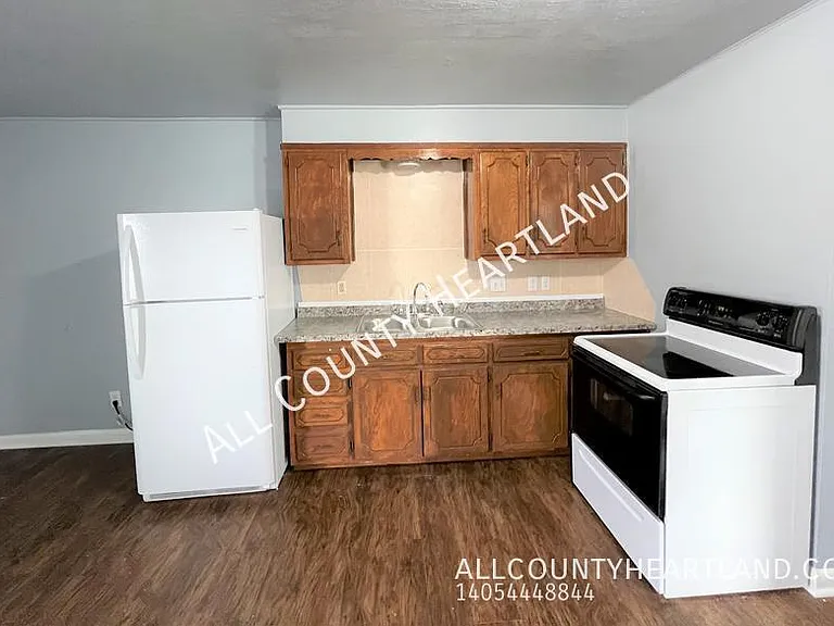 119 S K Ave — Photo 5