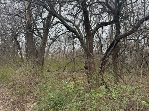 126 Sandow St, Muskogee, OK 74401