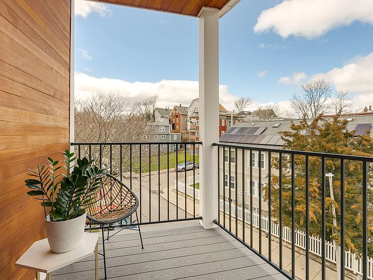 17 Chestnut Ave #3 — Photo 6