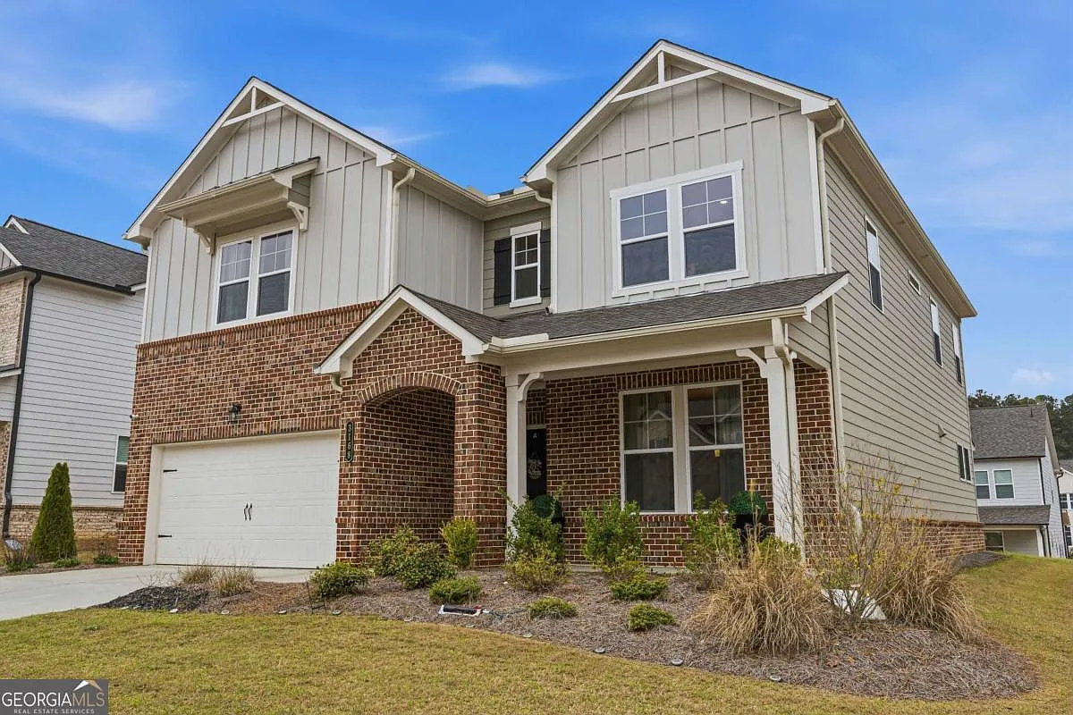 5 bed, 4.0 bath, $3,500 — Photo 3