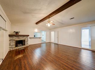 312 Melbourne St, Houston, TX 77022