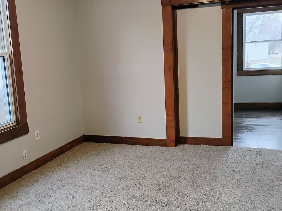 1st image of 1860 W 8th St APT 3