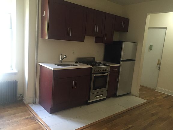 5th image of 400 W 128th St APT 45A