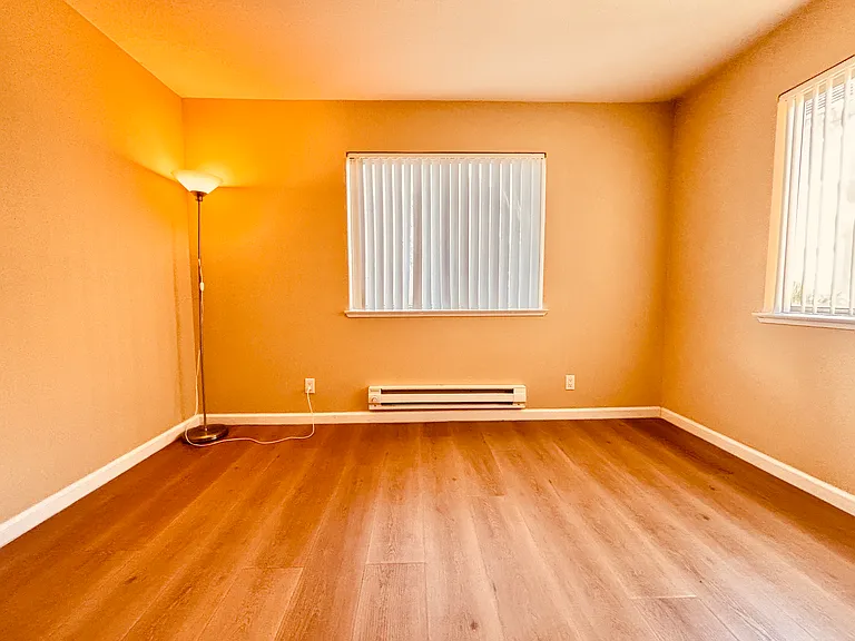 3293 Foxtail Ter — Photo 5