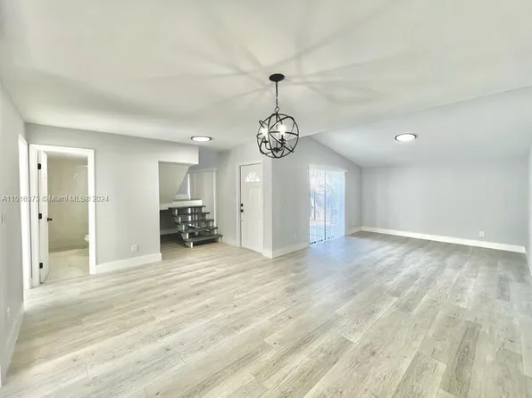 6945 SW 109th Pl #6945, Miami, FL 33173