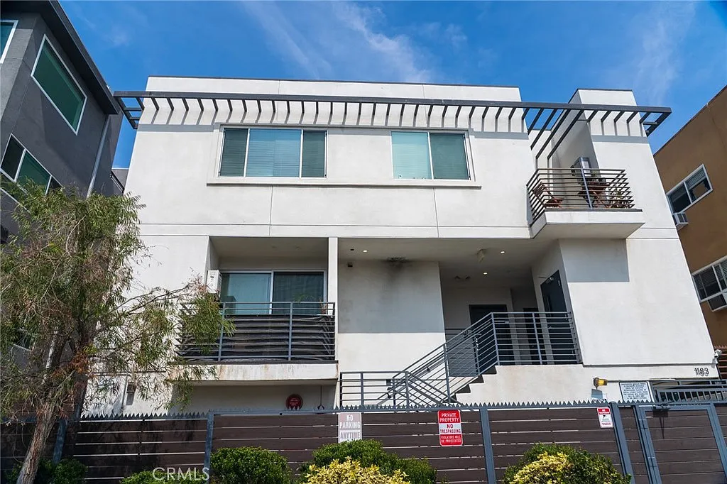 2 bed, 1166 sqft, $3,000 — Photo 2