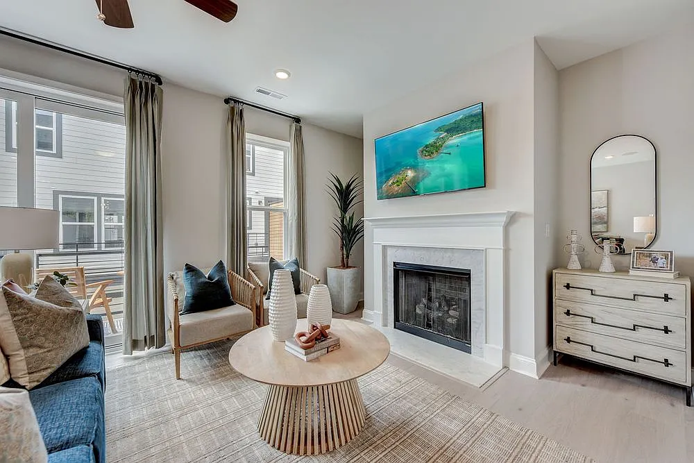 546 Annie Lowery Way — Photo 3
