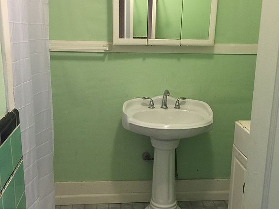 5th image of 4329 Hamilton St