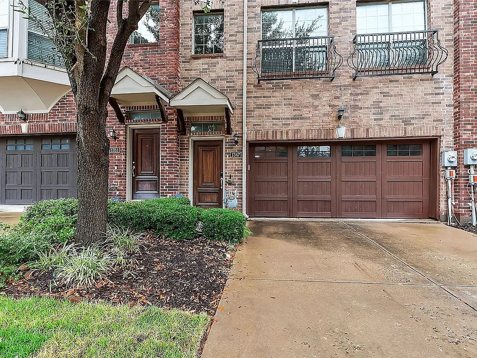 1347 Chase Ln