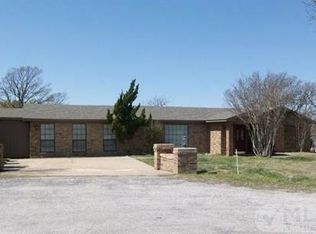 155 Blackfoot Trl, Lake Kiowa, TX 76240