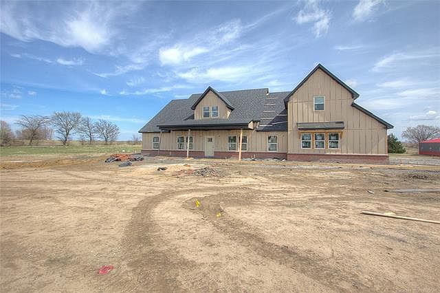 1st image of 19125 Carriage Ct