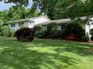 13 Santa Anna Dr, Poughkeepsie, NY 12603