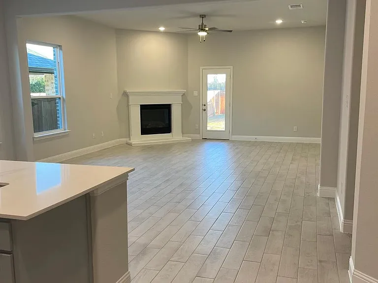 603 Parrino Pkwy — Photo 23