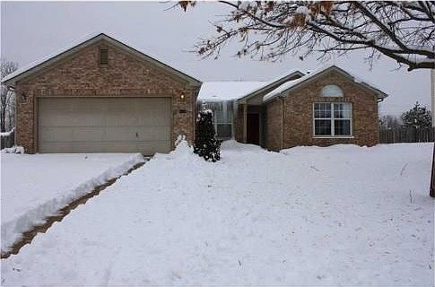 1st image of 5814 Silver Oaks Dr